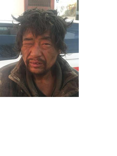 流浪人员李小鹏照片，让爱回家