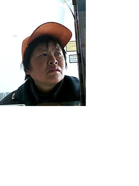 流浪人员无名女（刘春柴）照片，让爱回家