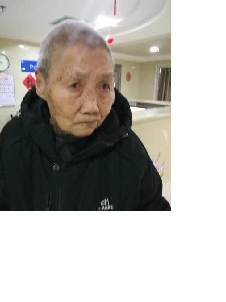流浪人员康复医院女无名氏056照片，让爱回家