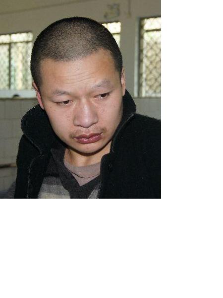 流浪人员郴苏十照片，让爱回家