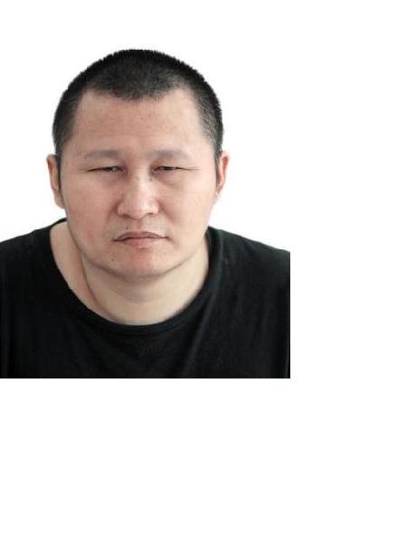 流浪人员泰民宏照片，让爱回家