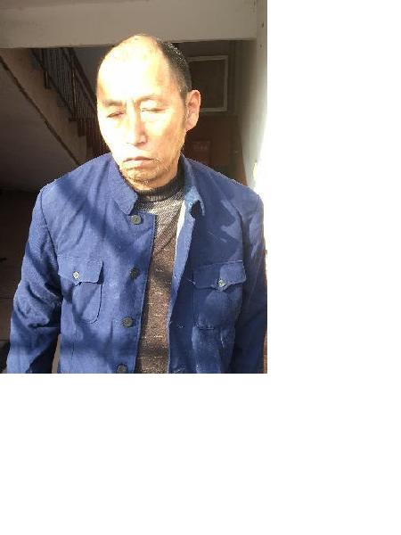 流浪人员禹小强照片，让爱回家