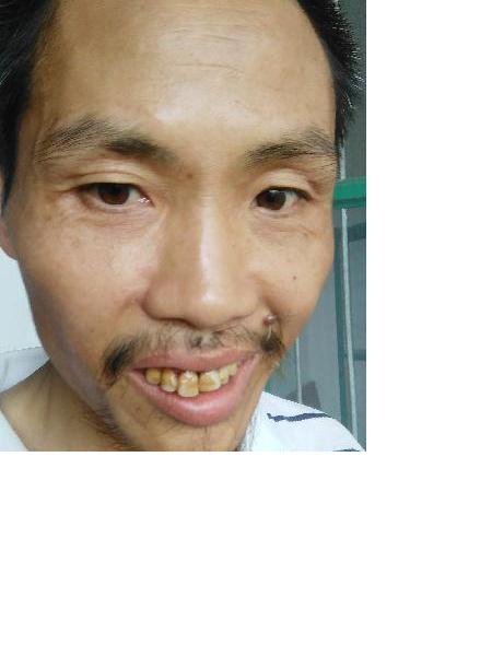 流浪人员男无名氏8照片，让爱回家