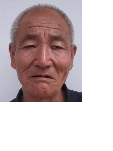 流浪人员李小虎照片，让爱回家