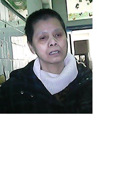 流浪人员警女蒙荣青照片，让爱回家