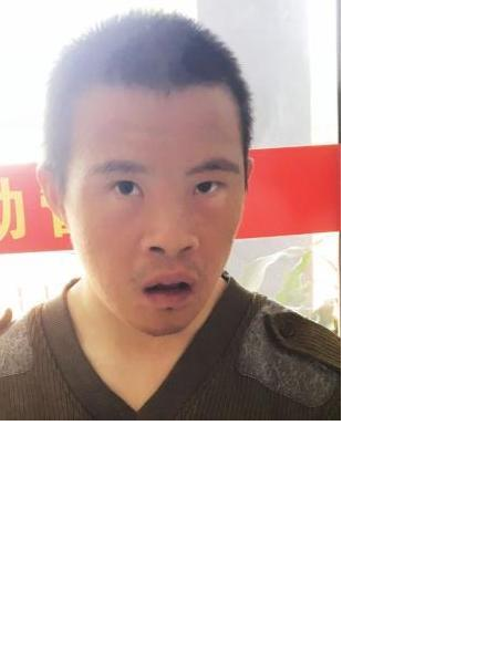 流浪人员龙飞（龙103）照片，让爱回家
