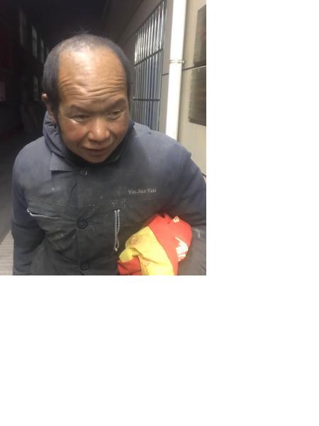 流浪人员吴世洋照片，让爱回家