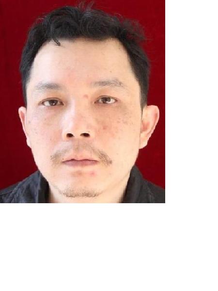 流浪人员谢华照片，让爱回家
