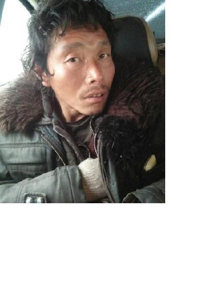 流浪人员闽男雪照片，让爱回家