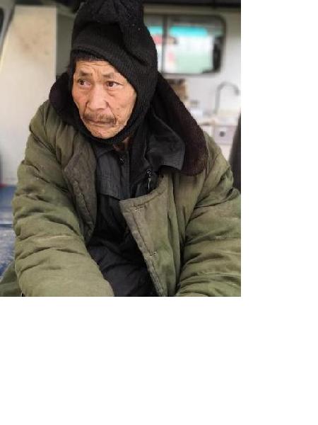 流浪人员廖旺盛照片，让爱回家