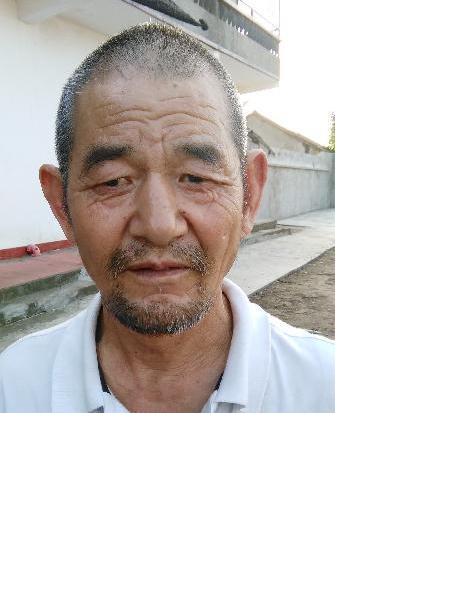 流浪人员无名氏男33照片，让爱回家
