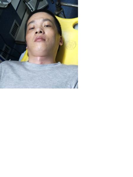 流浪人员张艳阳照片，让爱回家