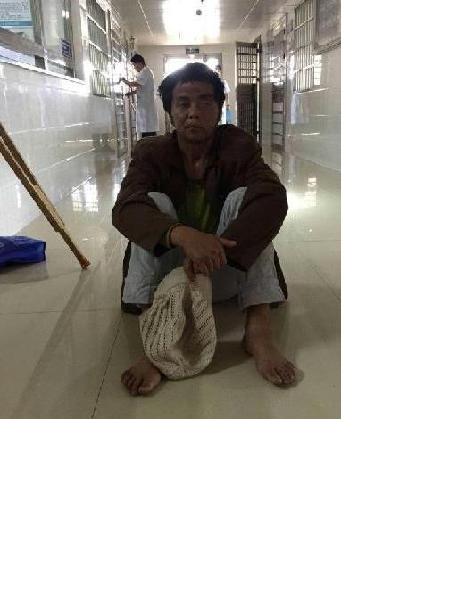 流浪人员男无名氏438照片，让爱回家
