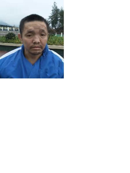 流浪人员陈必芳照片，让爱回家
