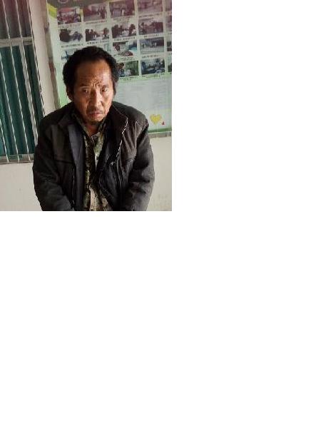 流浪人员秦军照片，让爱回家