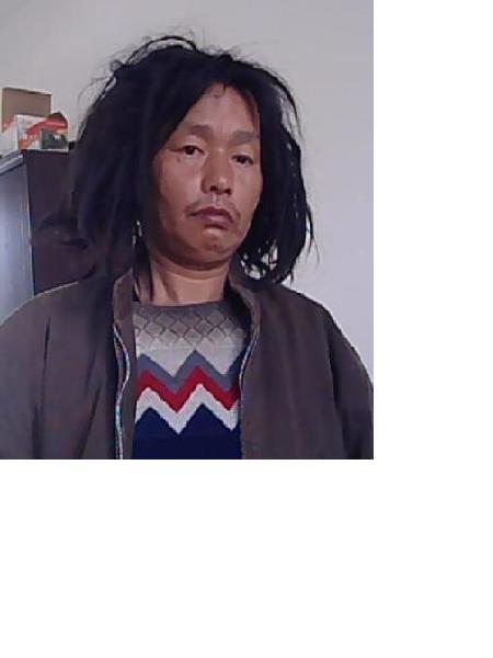 流浪人员谢兵照片，让爱回家