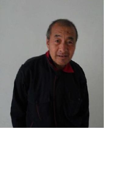 流浪人员老莫照片，让爱回家
