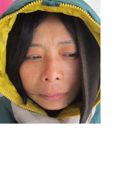 流浪人员无名女158号照片，让爱回家