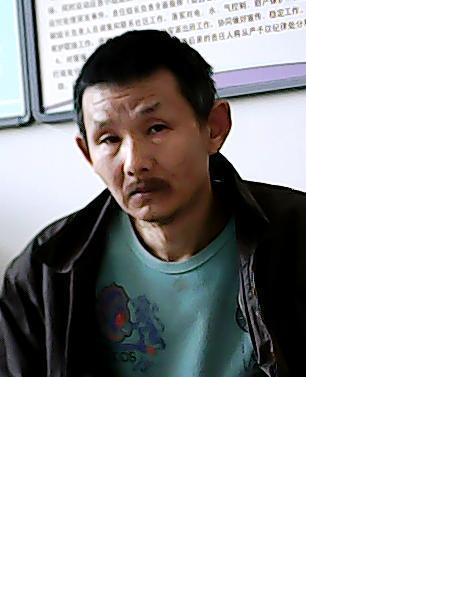 流浪人员流浪男28照片，让爱回家