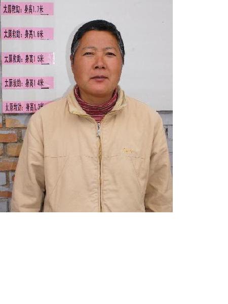 流浪人员梁敏照片，让爱回家