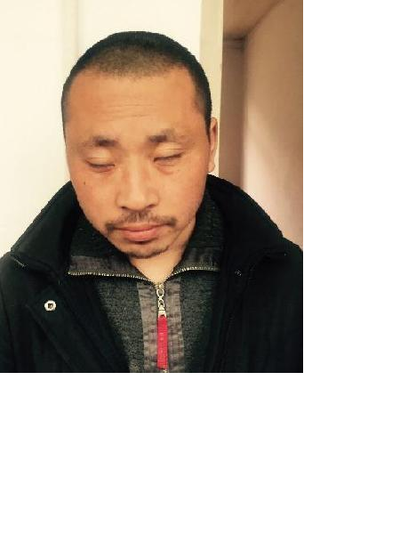 流浪人员彭林伟照片，让爱回家