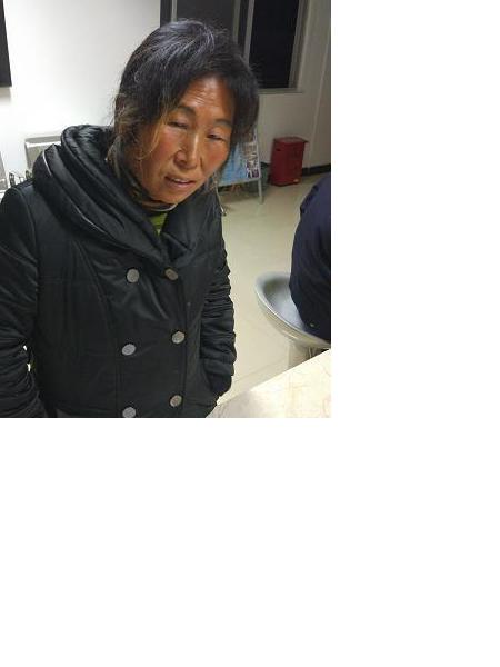 流浪人员王美利（自称）照片，让爱回家