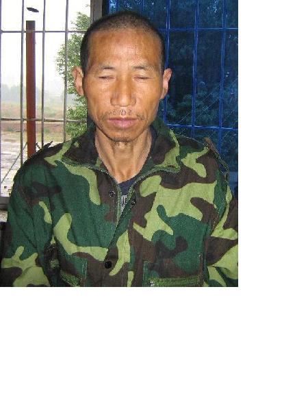 流浪人员丁建生（自称）照片，让爱回家