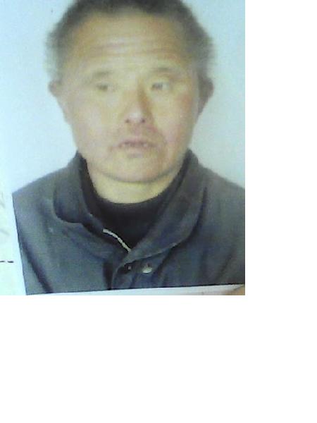 流浪人员流浪男照片，让爱回家