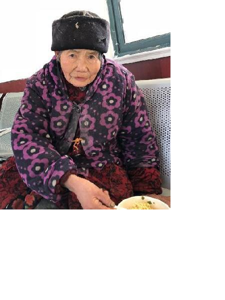 流浪人员尹秀荣照片，让爱回家