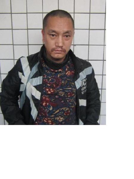 流浪人员男无名氏8号照片，让爱回家