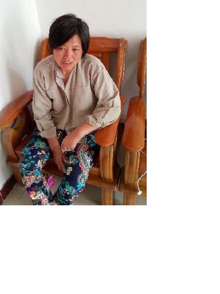 流浪人员闽女荣照片，让爱回家