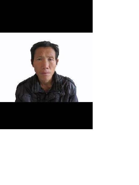 流浪人员党民情照片，让爱回家