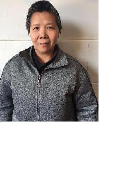 流浪人员王金梅照片，让爱回家