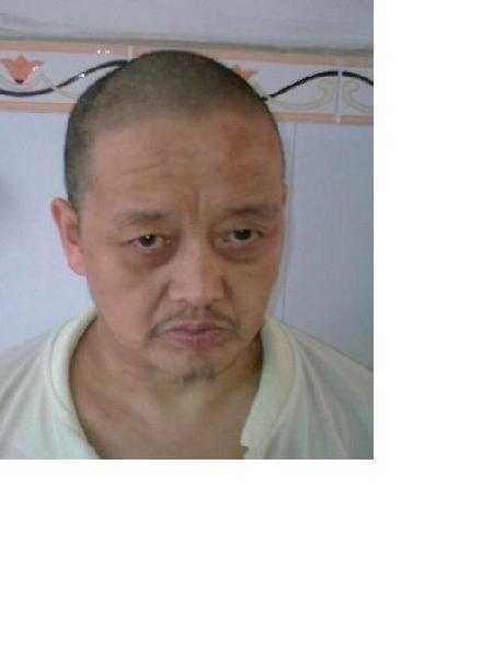 流浪人员州梅尼照片，让爱回家