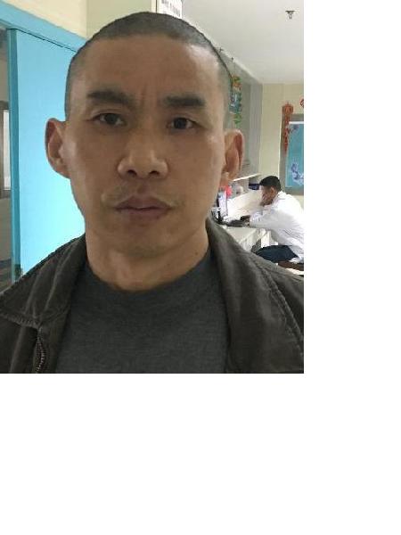 流浪人员湖铁杰照片，让爱回家