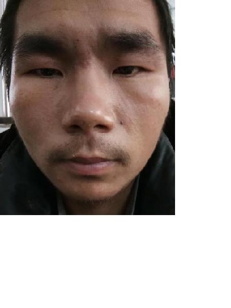 流浪人员陈磊照片，让爱回家
