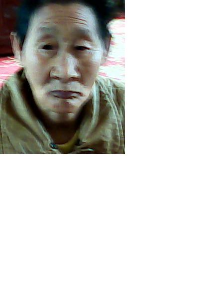 流浪人员穆村女照片，让爱回家