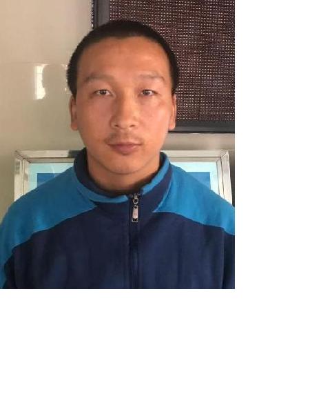 流浪人员戴金照片，让爱回家