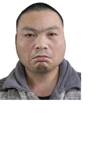 流浪人员龙无名1照片，让爱回家