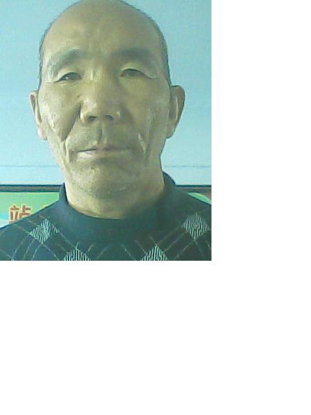 流浪人员杨军照片，让爱回家