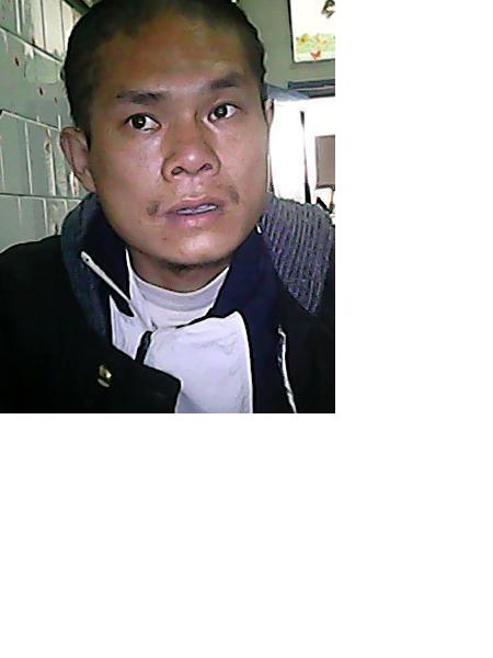 流浪人员警男151204B照片，让爱回家