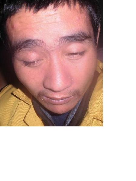 流浪人员无名男18照片，让爱回家