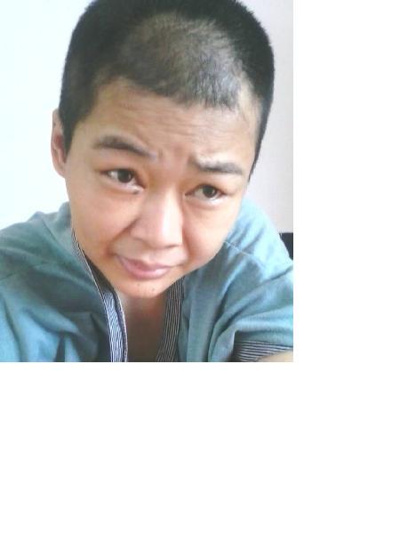 流浪人员无名女子照片，让爱回家