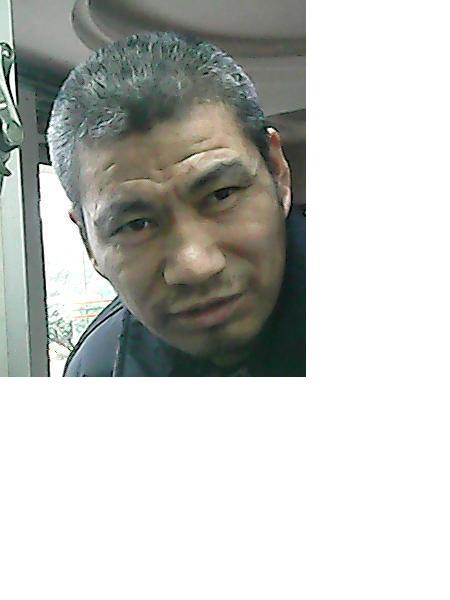 流浪人员救助男160104A照片，让爱回家