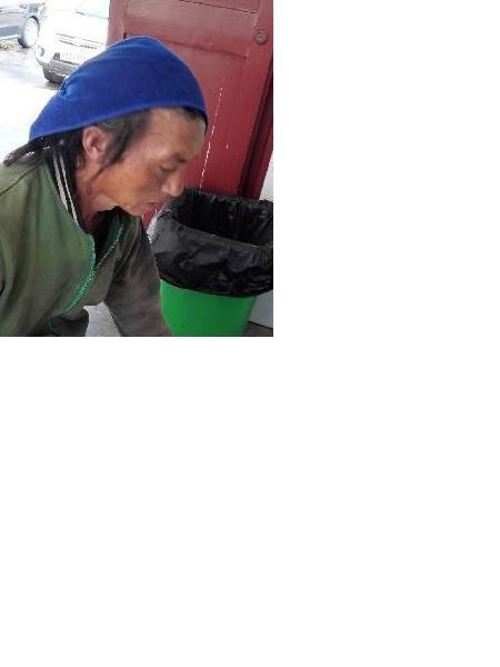 流浪人员无名氏男照片，让爱回家