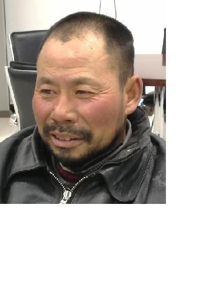 流浪人员杨少龙照片，让爱回家
