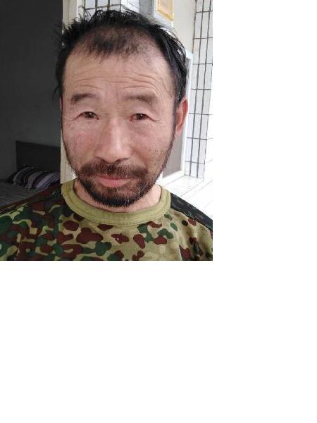 流浪人员赵俊照片，让爱回家