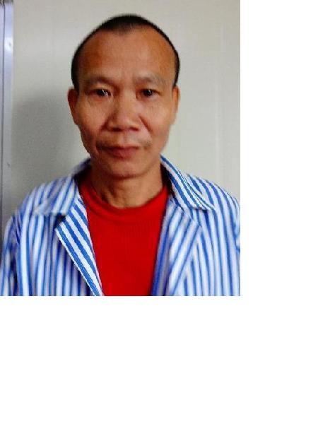 流浪人员林周照片，让爱回家