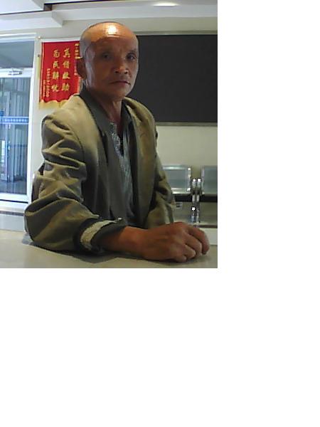 流浪人员院格庄哑男照片，让爱回家