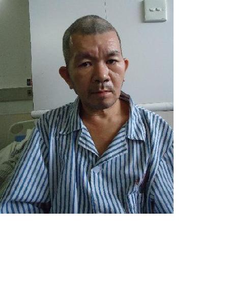 流浪人员杨泽湖照片，让爱回家